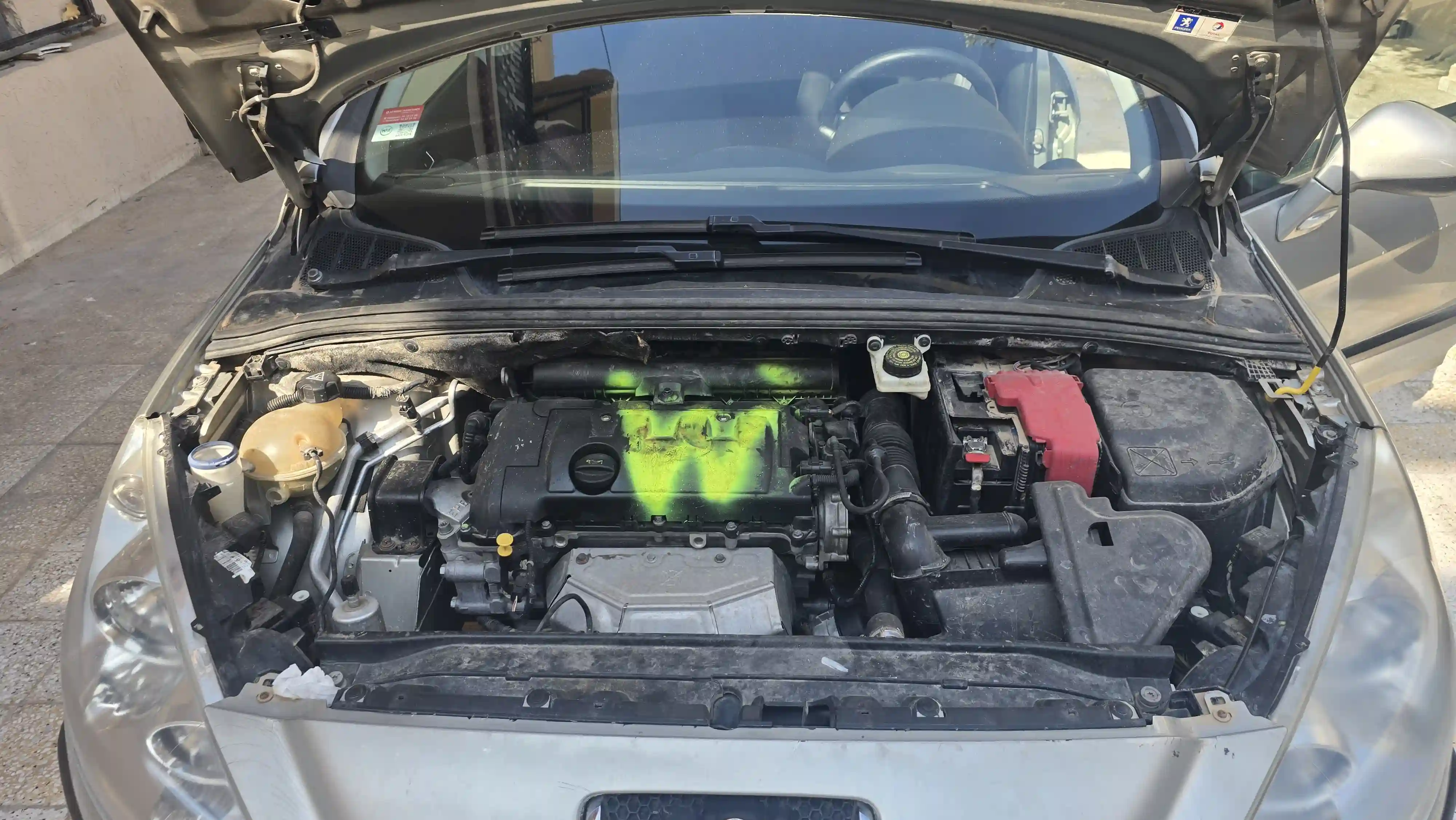 Peugeot 308 - Vue 3