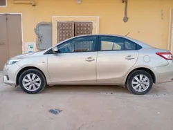 Yaris Sedan 2014 à Bou Hajla