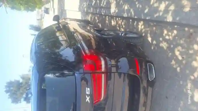 BMW X5 F15 Xdrive30da - Vue 6