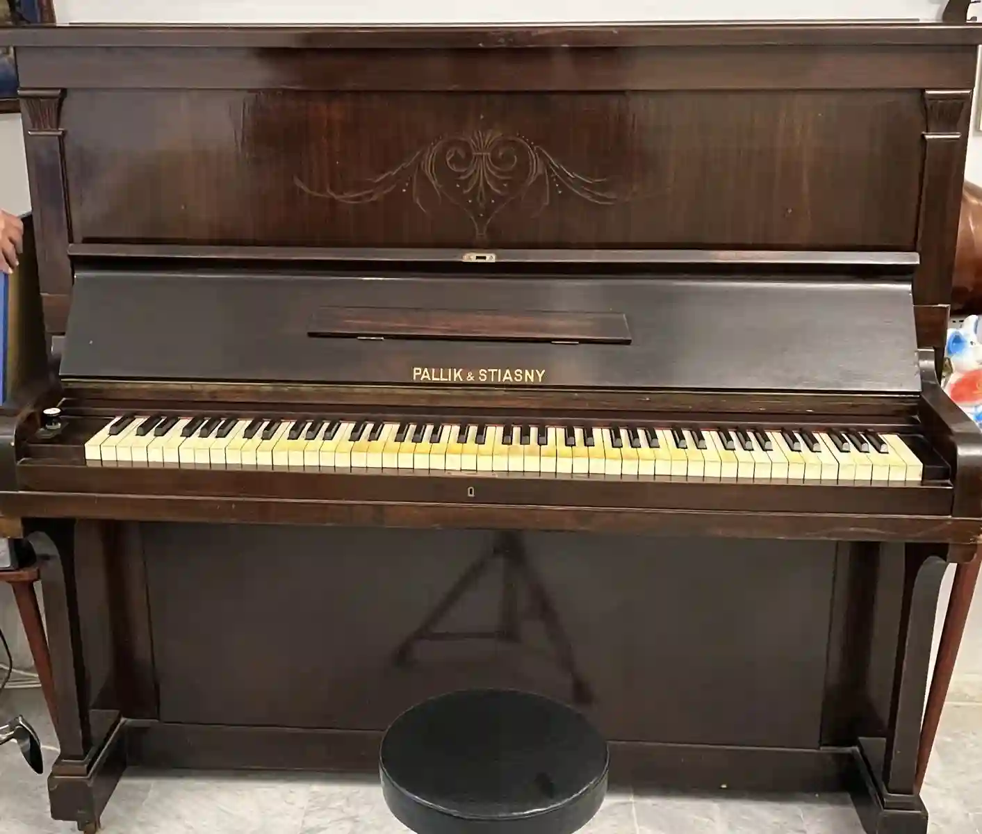 Piano Antique de Vienne à Ain Zaghouan - Vue 1