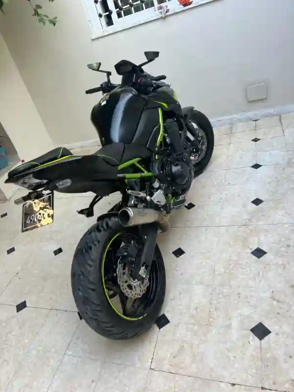 Z900 - Modèle 2023 à Vendre - Vue 1