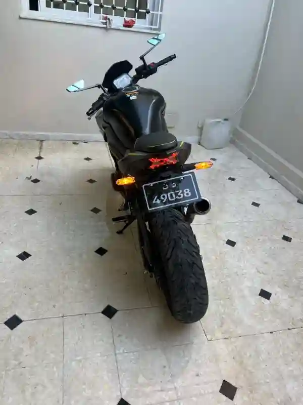 Z900 - Modèle 2023 à Vendre - Vue 8