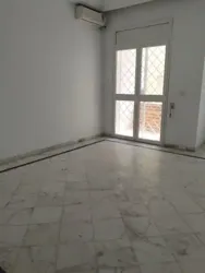 La Soukra vnt s3 rdc à La Soukra