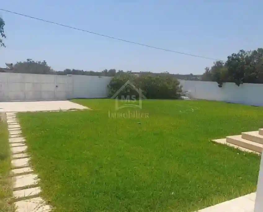 Belle Villa Toute Neuve Avec un Grand Jardin à Vendre 51355351 - Vue 7