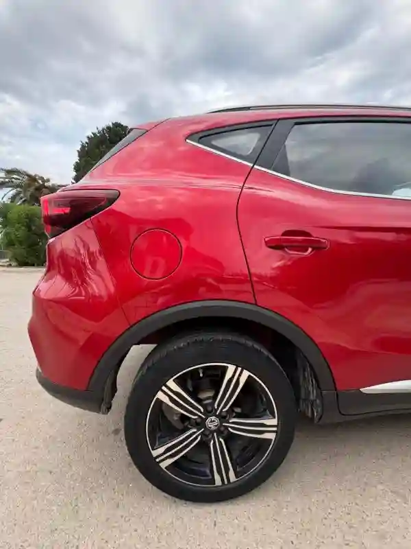 MG Zs Essence 2020 - Vue 3