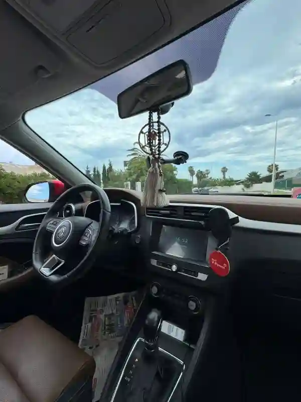 MG Zs Essence 2020 - Vue 4