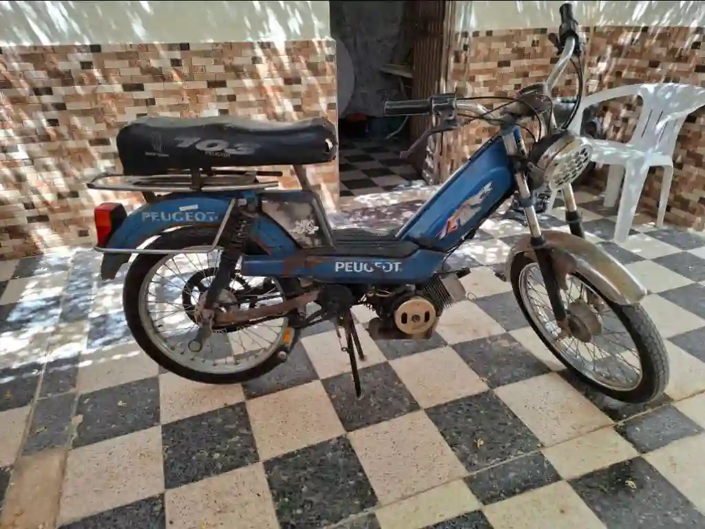 103 Bleu