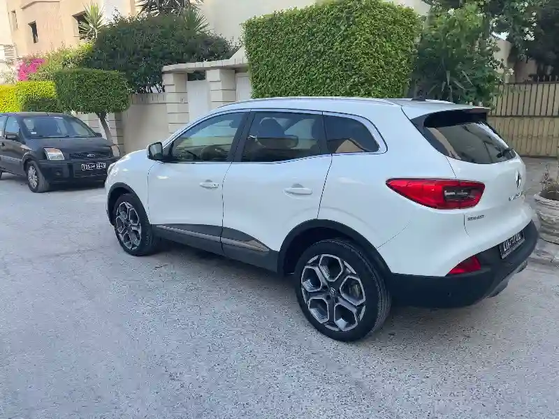 Renault Kadjar Essence 2019 - Vue 4