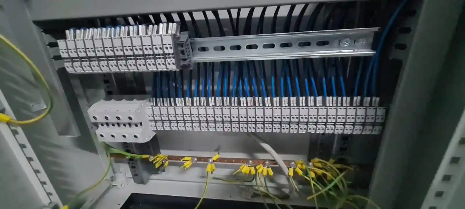 Armoir Electrique Industrielle à Bizerte Nord - Vue 4