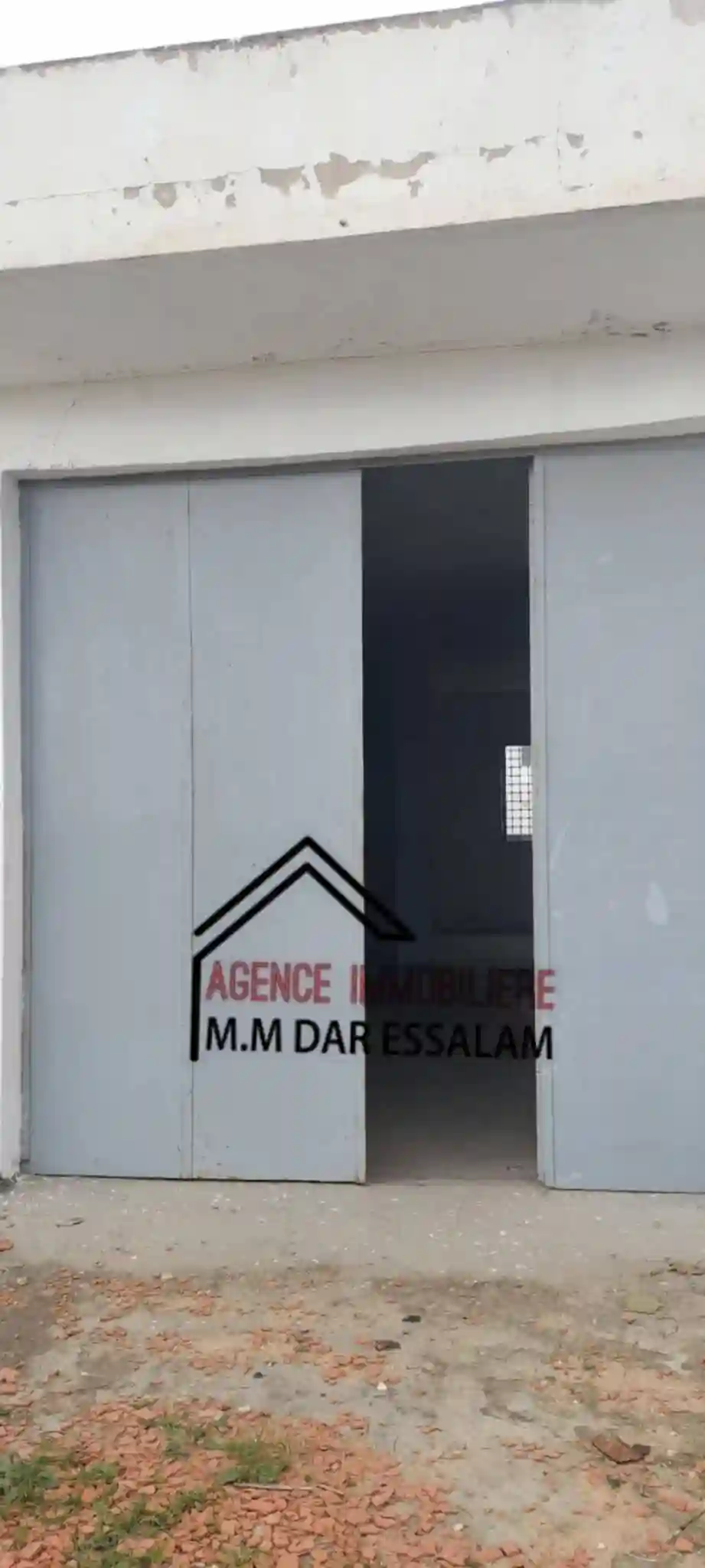 Deux Garages à Vendre - Vue 3