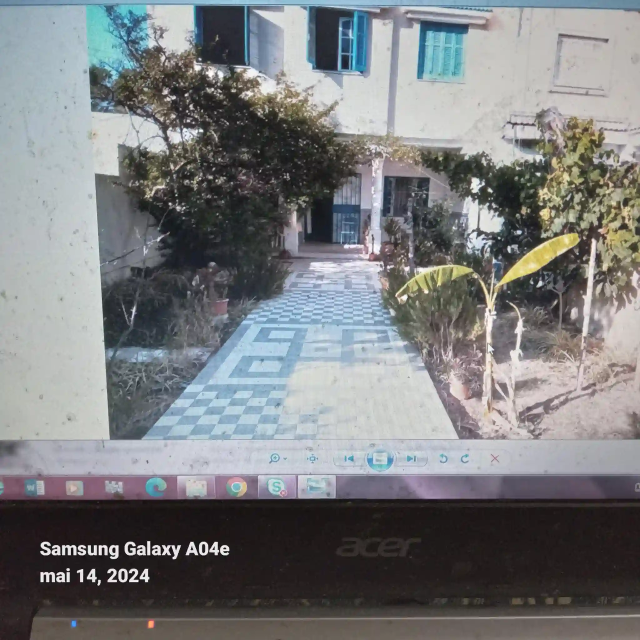 Maison à Erimel Pieds Dans L'eau à Cite Errimel - Vue 1