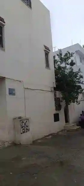 Maison Usage Commercial et Habitation à Cite El Khalil - Vue 1
