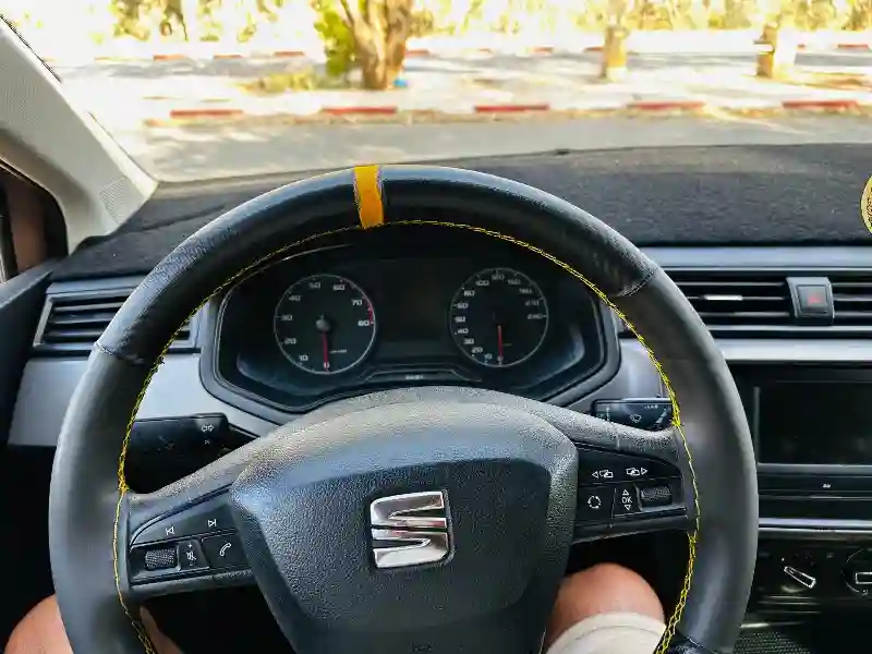 Seat Ibiza Essence 2018 - Vue 1
