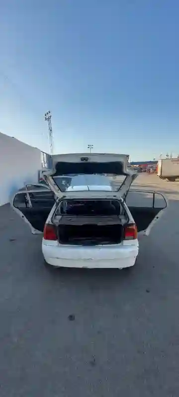 Volkswagen Polo Essence 1995 - Vue 1