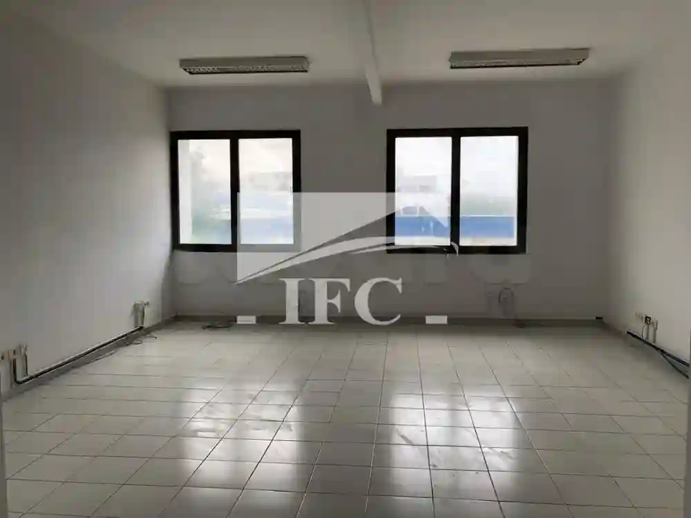 Bureau en 6 Espaces- 180m² - Charguia 2 - Ifcc135 - Vue 1