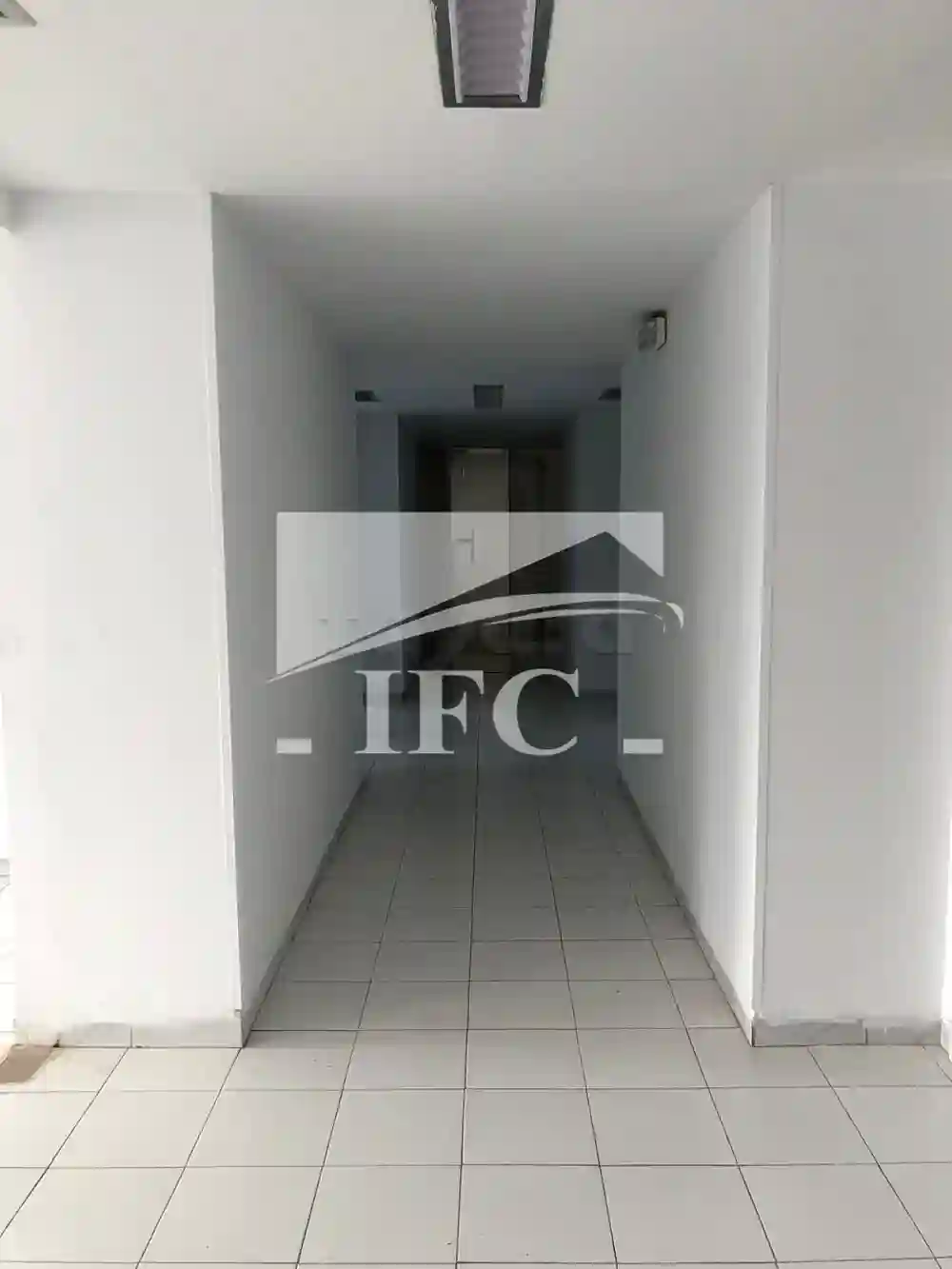 Bureau en 6 Espaces- 180m² - Charguia 2 - Ifcc135 - Vue 3