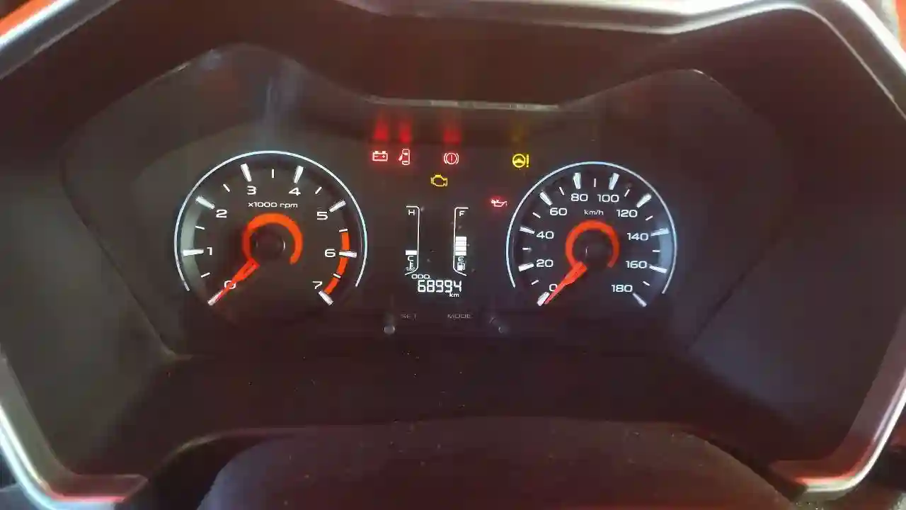 Mahindra Kuv 100 2021 peu Utilisée à Vendre - Vue 4
