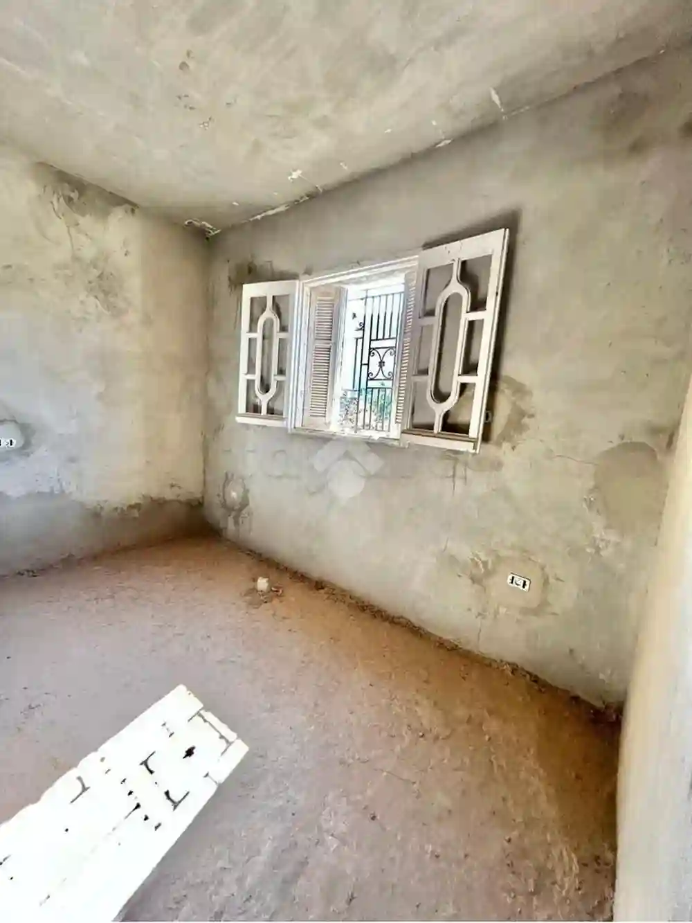 Villa Inachevée en Deuxième Ligne sur la Plage à Vendre - Vue 3