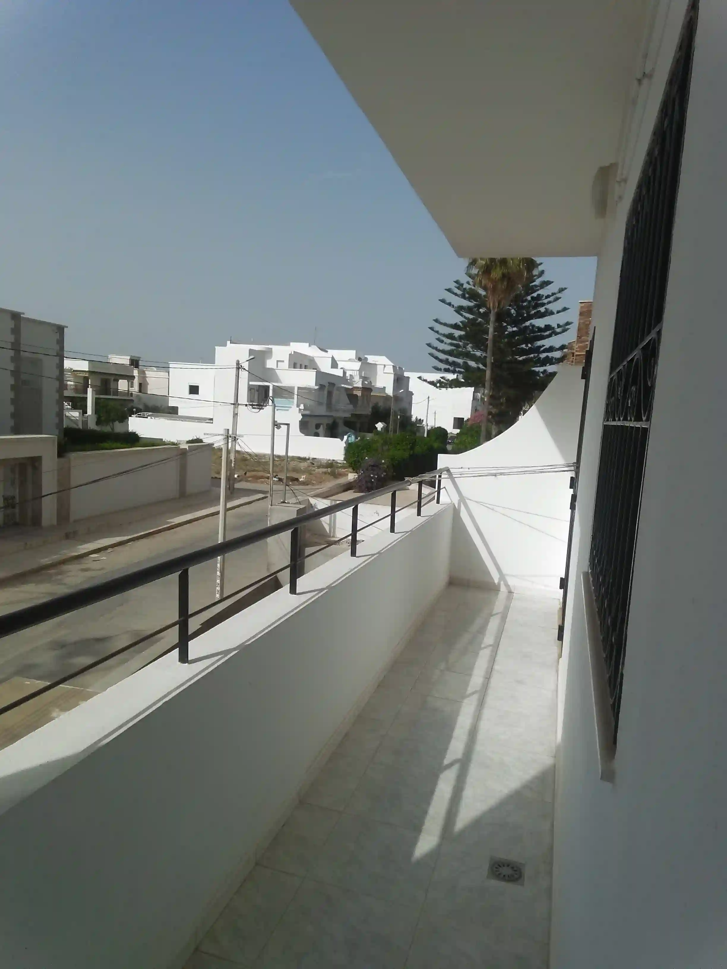 Appartement Proche de la Plage Kheyem Garden à Nabeul - Vue 1