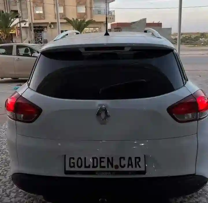 Clio 4 Break - Vue 3