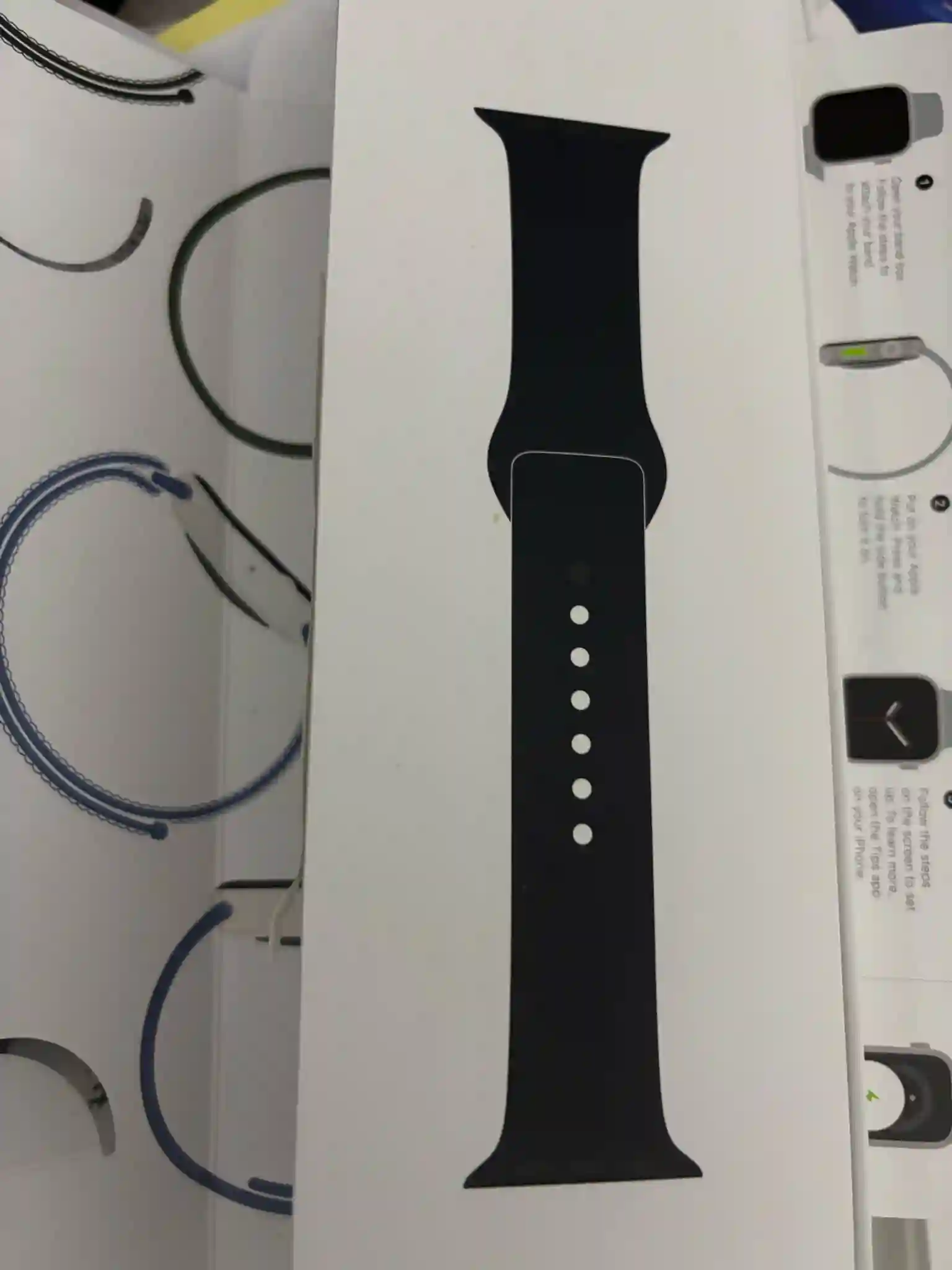 Apple Watch Series 8 Dans L'emballage à Ain Zaghouan - Vue 2