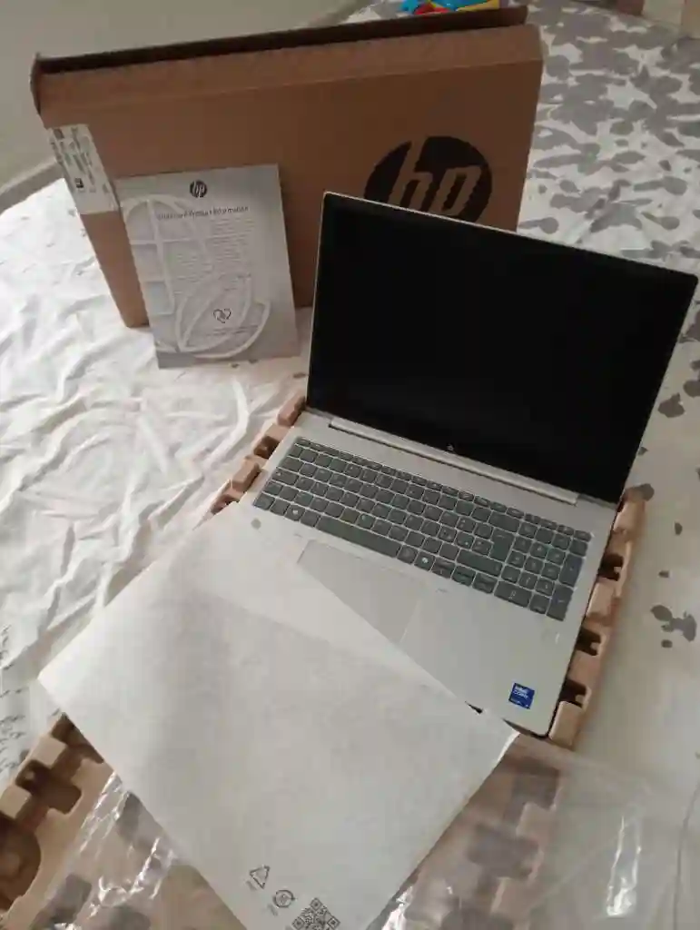 hp Probook 460 G11 Ultra 5 32gb ram Neuuf - Vue 7