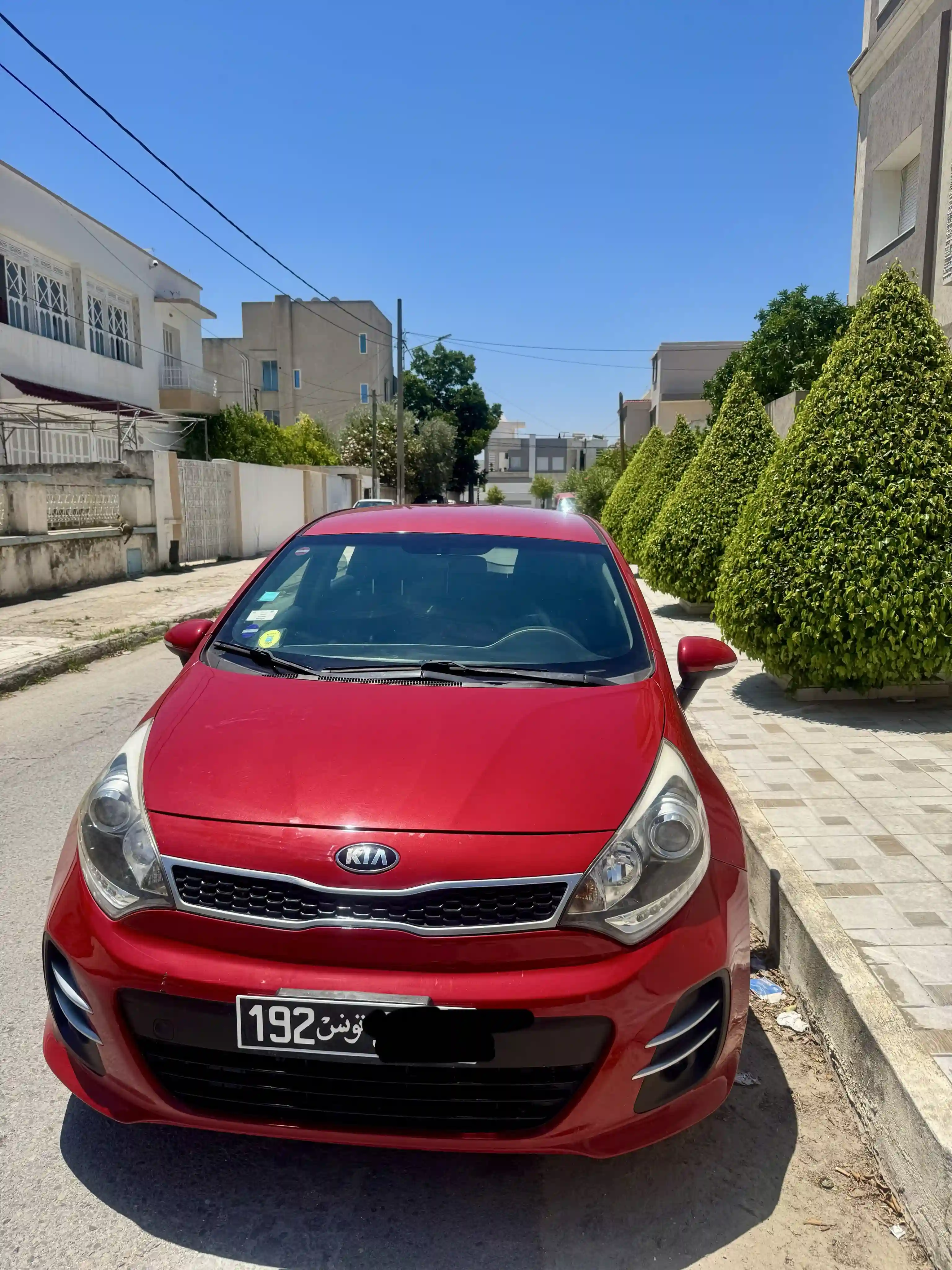 Kia rio 5p à Ezzahra - Vue 1