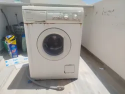 Machine a Laver à La Soukra