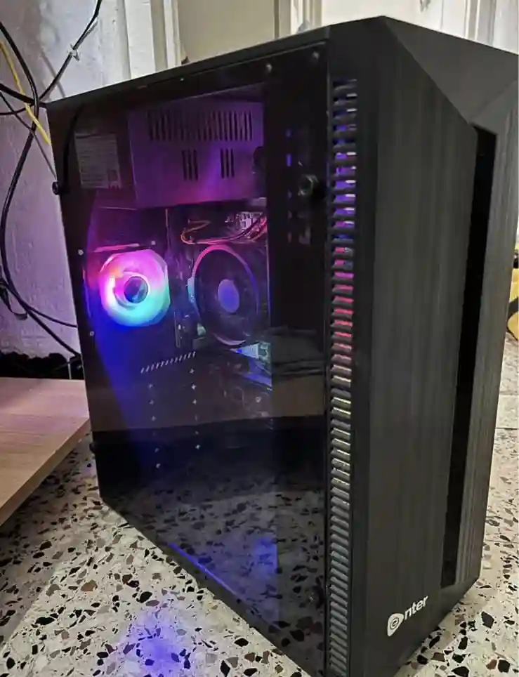 Pc Gamer en bon Etat à Hammam Lif - Vue 2