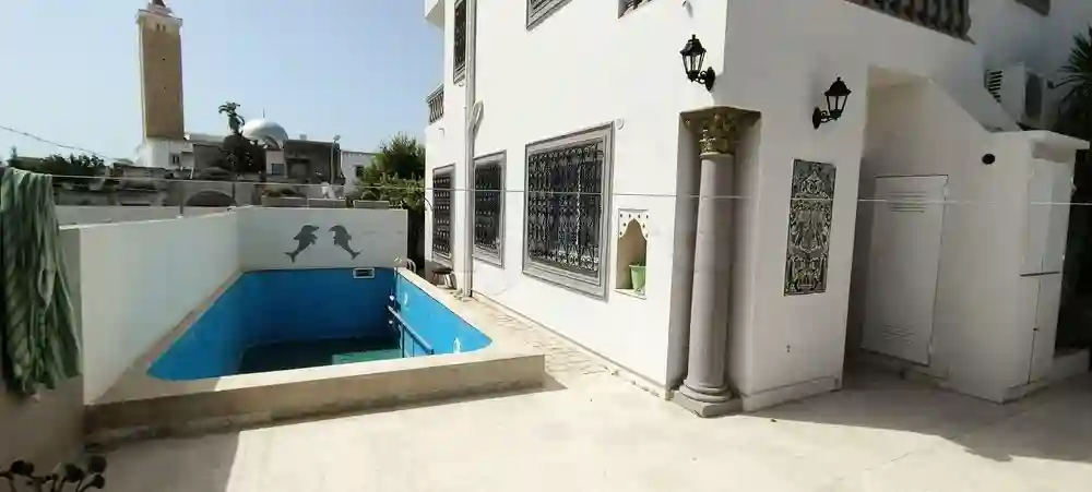 Belle Villa Arabesque Riadh Landalous à Riadh Landlous - Vue 4