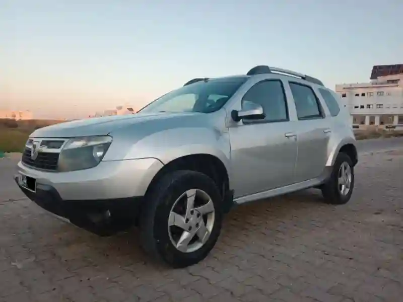 Dacia Duster Essence 2013 - Vue 2