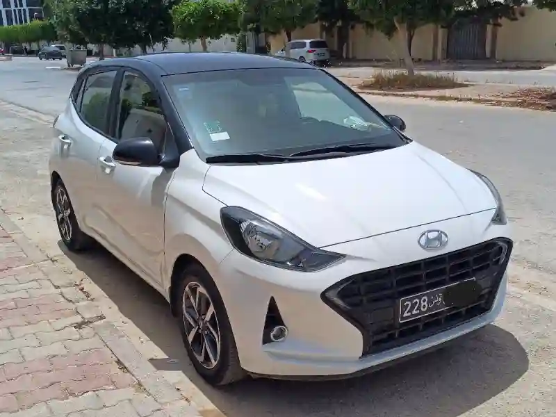 Hyundai I10 Essence 2022 - Vue 6