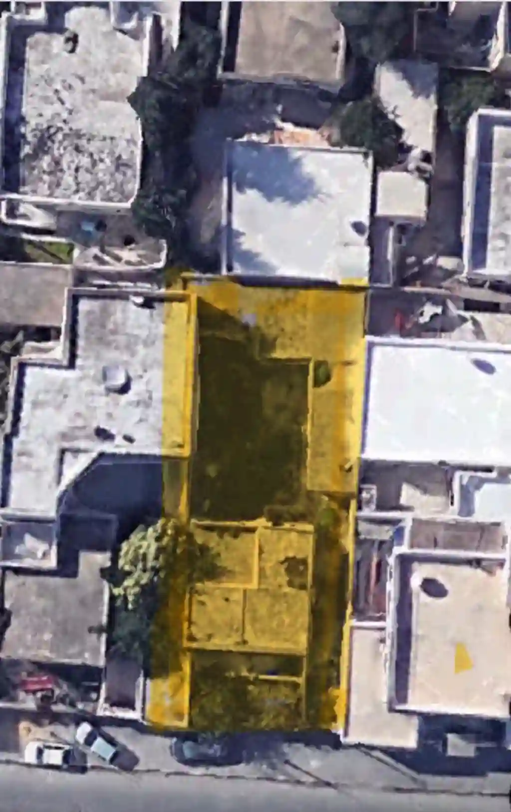 À Vendre Terrain de 456 m² Avec Titre Foncier sur Route Princi