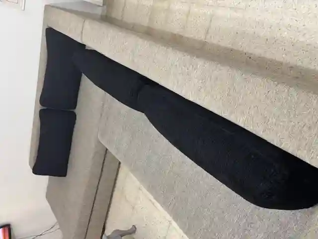 Salon Gris Noir à La Soukra - Vue 1