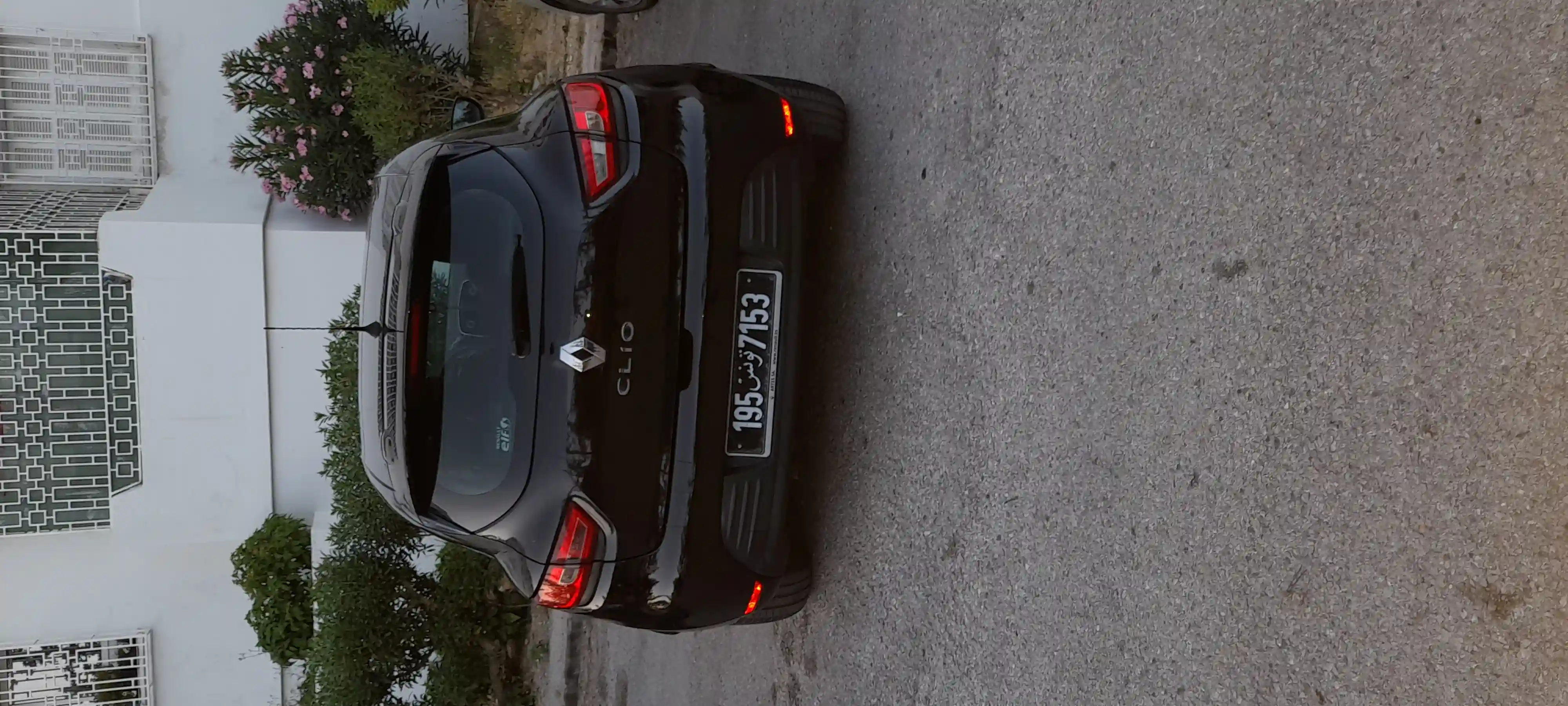 Clio 4 à ne pas Rater à Cite Du Jardin - Vue 1
