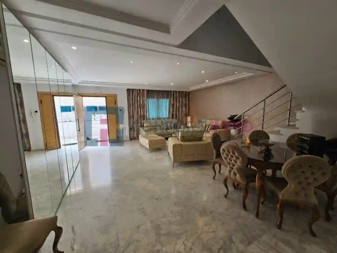 Location Duplex Meublé aux Berges du Lac 2 - Vue 1