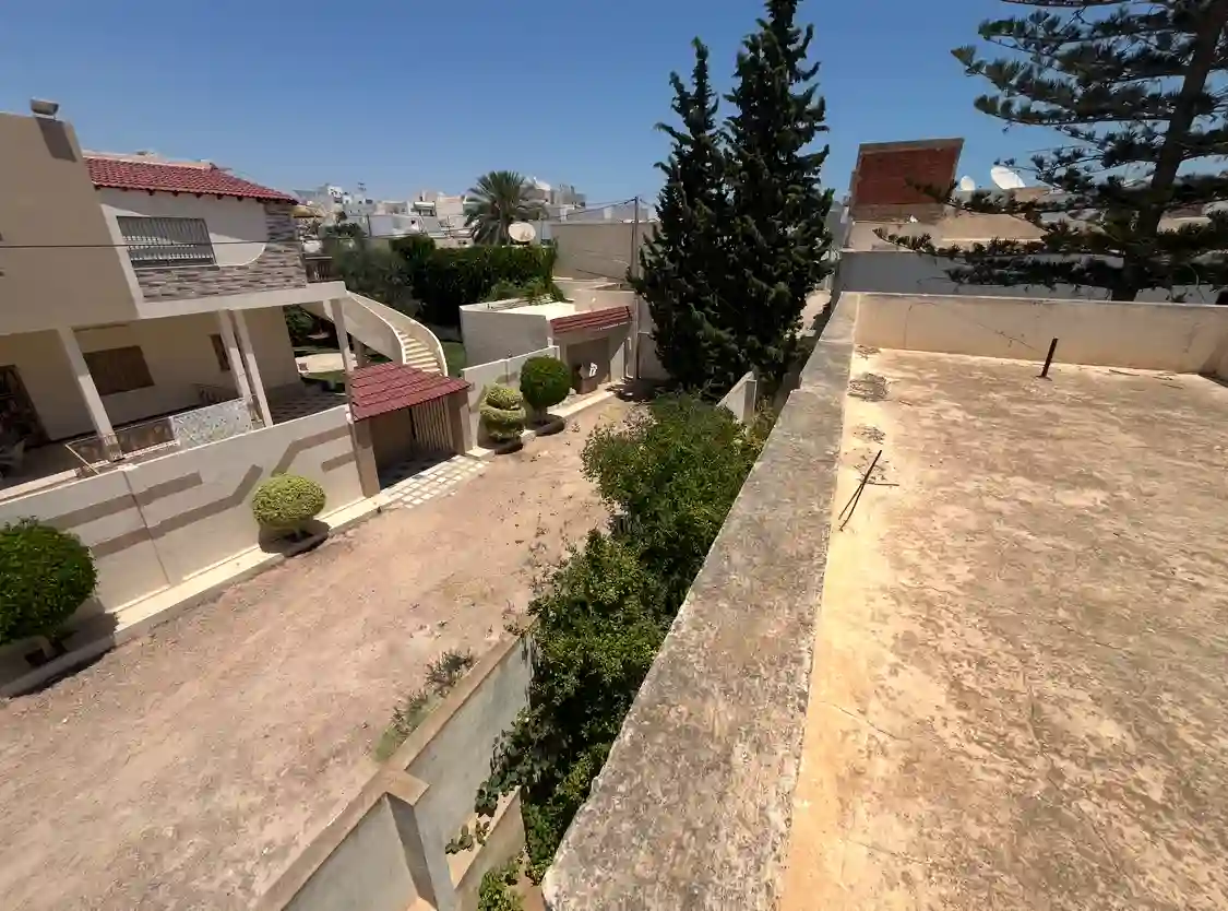 Maison Entre rte Teniour et Kaied Mhamed à Caid Mhamed