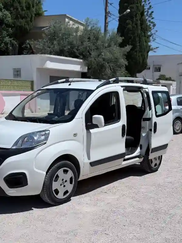 Fiat Doblo Essence 2018 - Vue 7