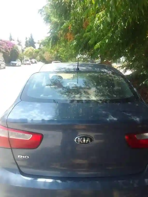 Kia rio Première Main à Chouchet Rades - Vue 4