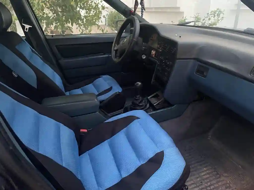 Volvo 850 GLT - Vue 1