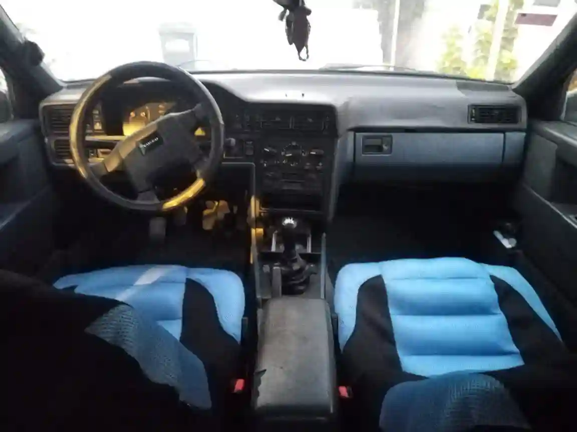 Volvo 850 GLT - Vue 6