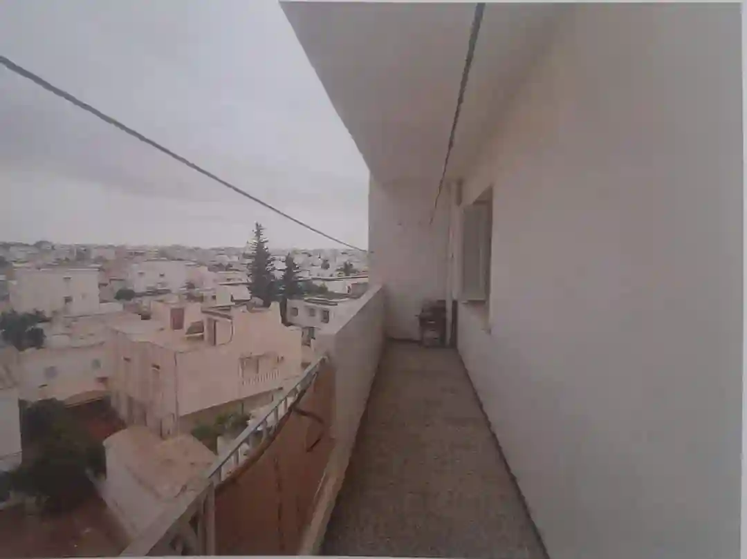 S Plus 3 a la Cité Nozha Wb3981 à Cite Ennouzha - Vue 1
