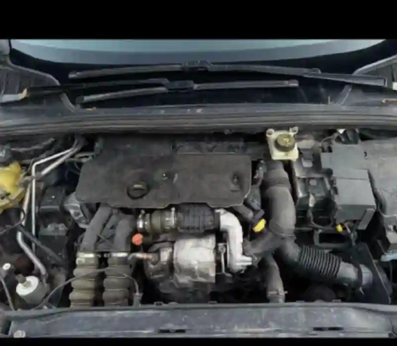 Peugeot 308 SW - Vue 3