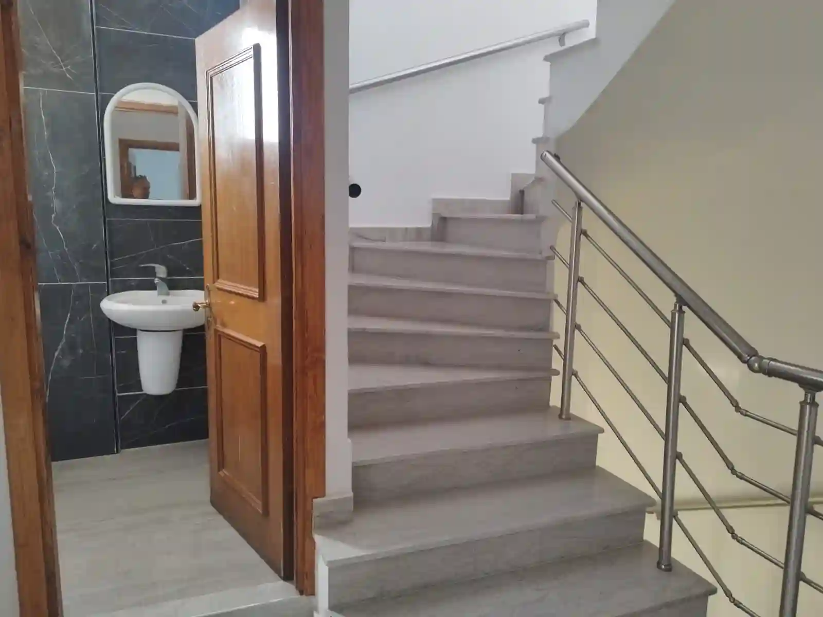 Triplex en Plein Centre Ville Haouaria à El Haouaria - Vue 3