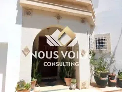 Villa S5 Meublée Avec Piscine à La Marsa Vlm0013