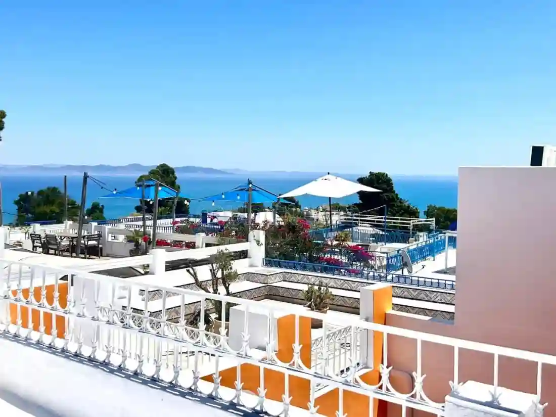 Villa Typique Entièrement Rénovée Vues mer - Vue 2