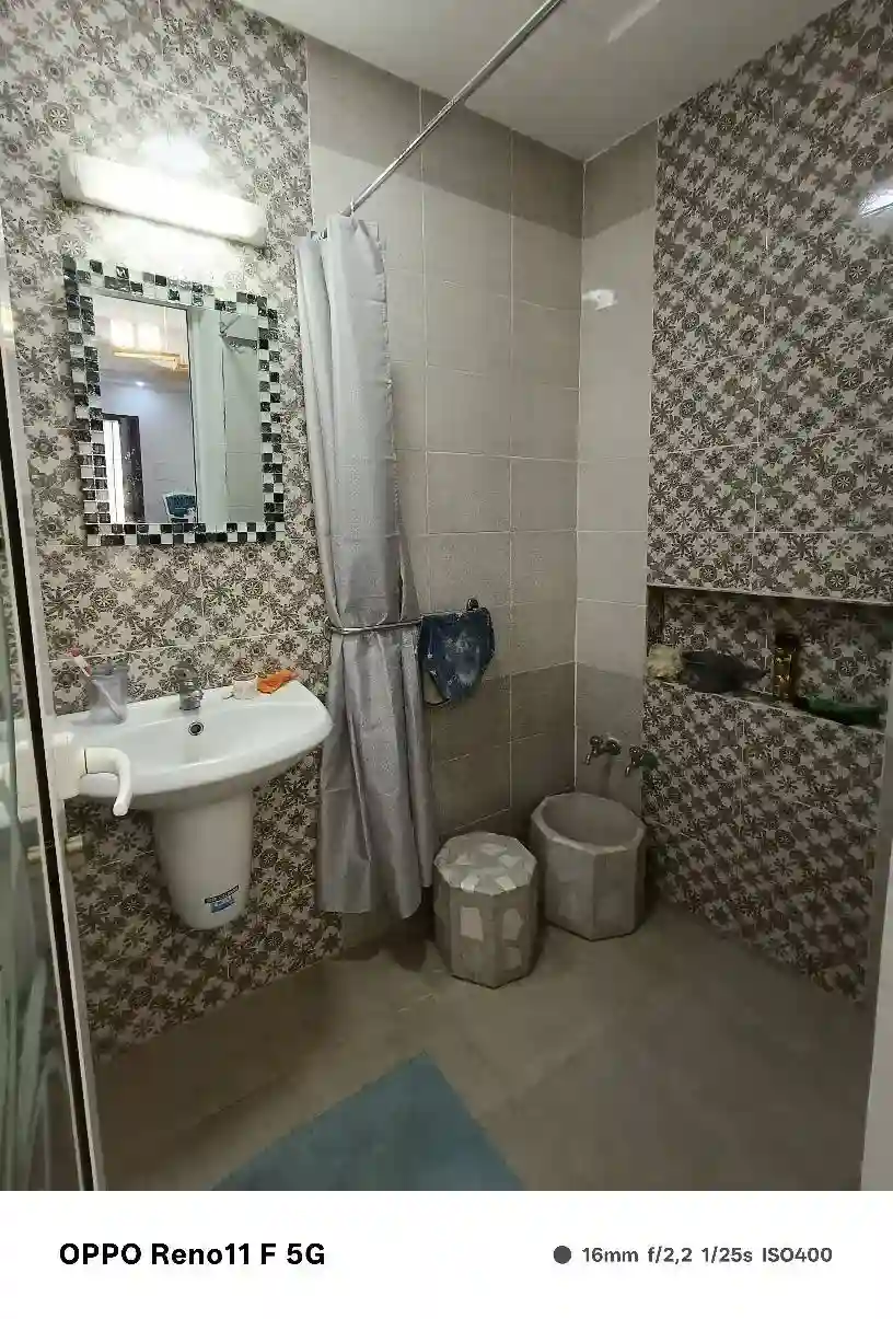 a Vendre une Maison Avec un Studio Indépendant - Vue 7
