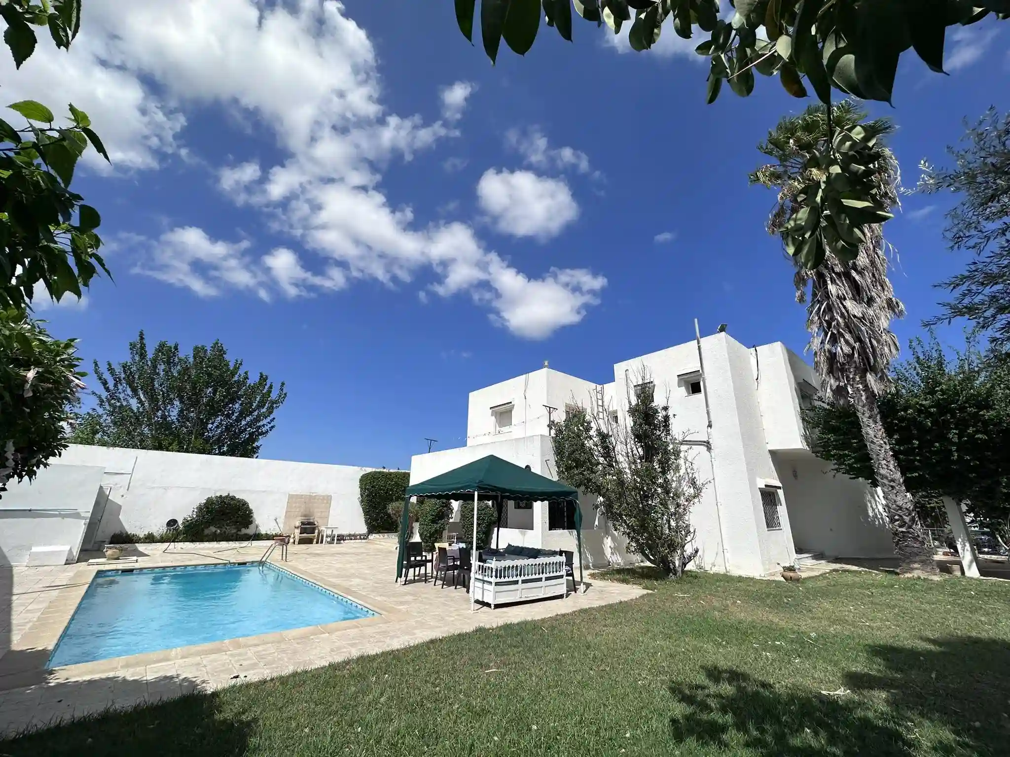 Villa s6 Avec Jardin et Piscine à la Soukra à La Soukra - Vue 2