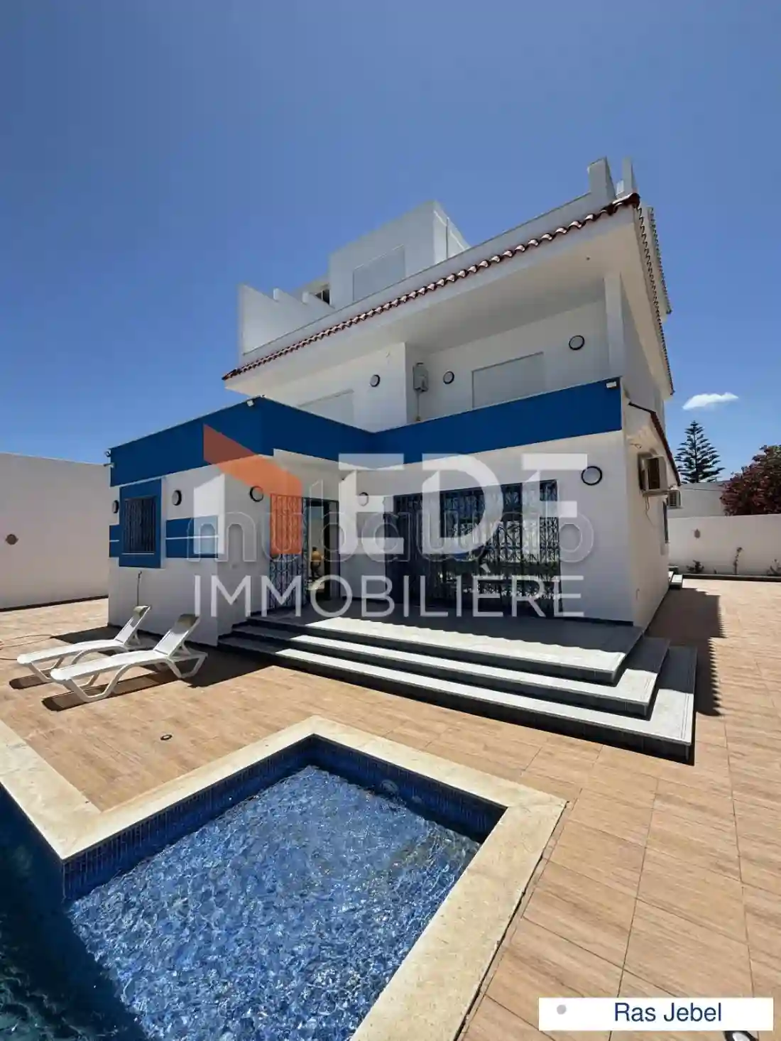 A Louer Villa S3 Pied Dans L'eau à Ras Jebel - Vue 3