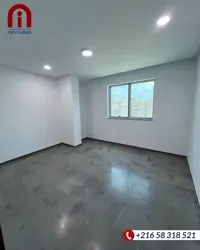 Appartement h2 Usage Bureautique à Sfax